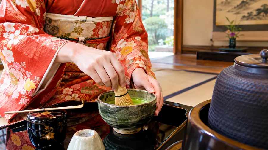 Kimono-Teezeremonie in Osaka: Traditionelle Kleidungserfahrung