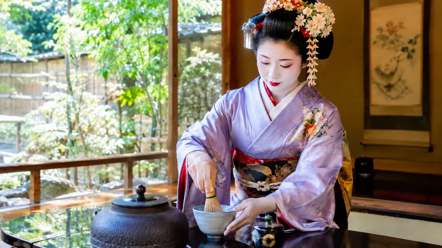 Private-, Geisha- und informelle Teezeremonien in Osaka